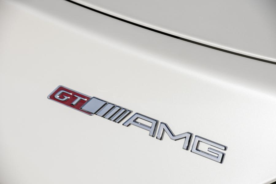  Mercedes-Benz SLS AMG GT Roadster 2012 года  (фото 17 из 47)